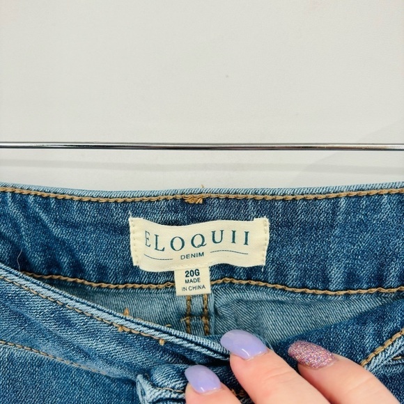 Eloquii Gena Fit Split Inseam Hem Straight Leg Jean - Medium Wash - Picture 6 of 8